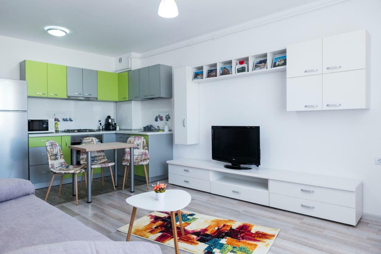 Friendly Rentals Brasov Luaran gambar