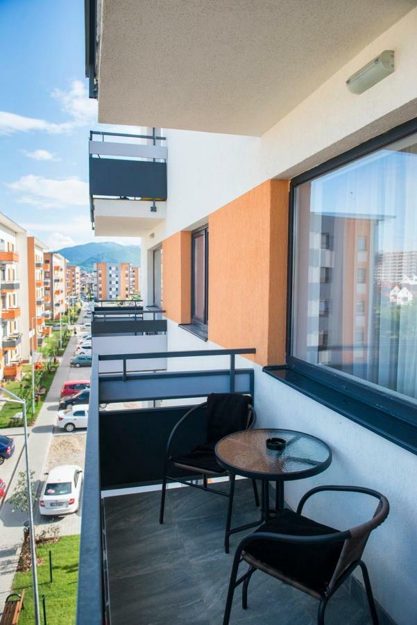 Friendly Rentals Brasov Luaran gambar